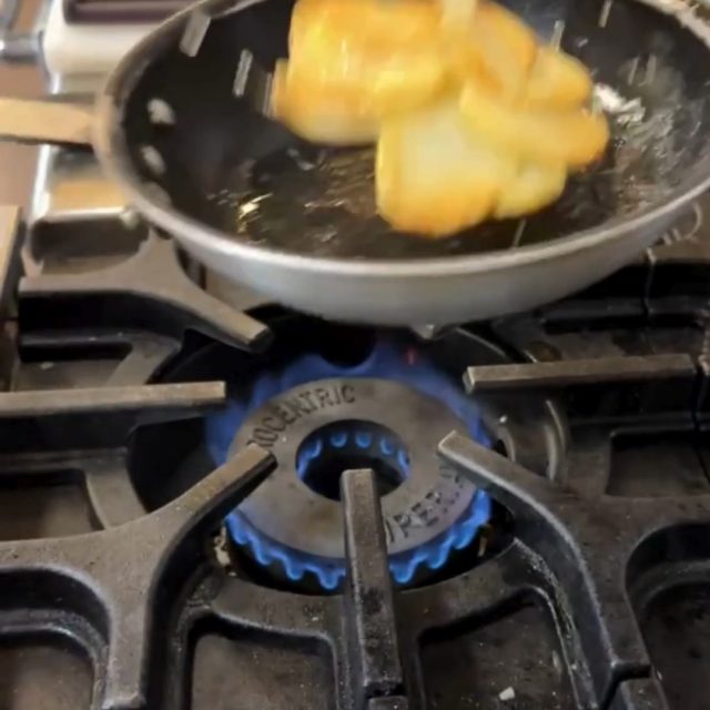 If food is your thing, why not see where it could take you? 👩🍳✨
At Arizona Culinary Institute, you’ll learn by doing, build real kitchen skills, and train alongside people who share your passion for food.
Come explore our kitchens, meet our instructors, and picture yourself at ACI.
📍 Scottsdale, Arizona
👀 Schedule your tour today: https://azculinary.edu/schedule-a-tour/
#ArizonaCulinaryInstitute #CulinarySchool #FutureChef #CulinaryArts #ScottsdaleAZ